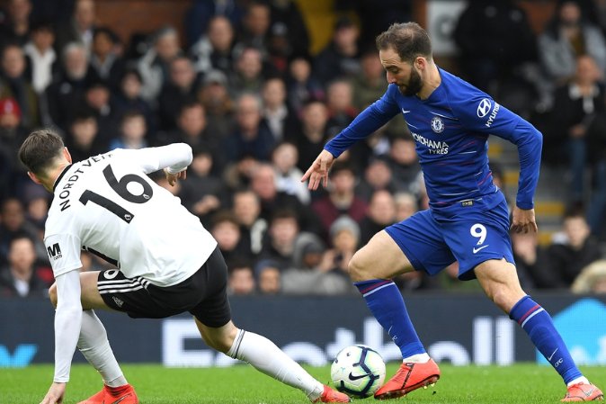 圣地亚哥教士与旧金山巨人在墨西哥城举办海外系列赛，体现了大联盟的全球化野心