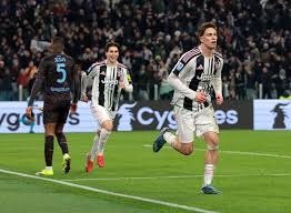 前作滑铁卢，首月收入超7000万的新作能否让这个战棋大厂逆袭